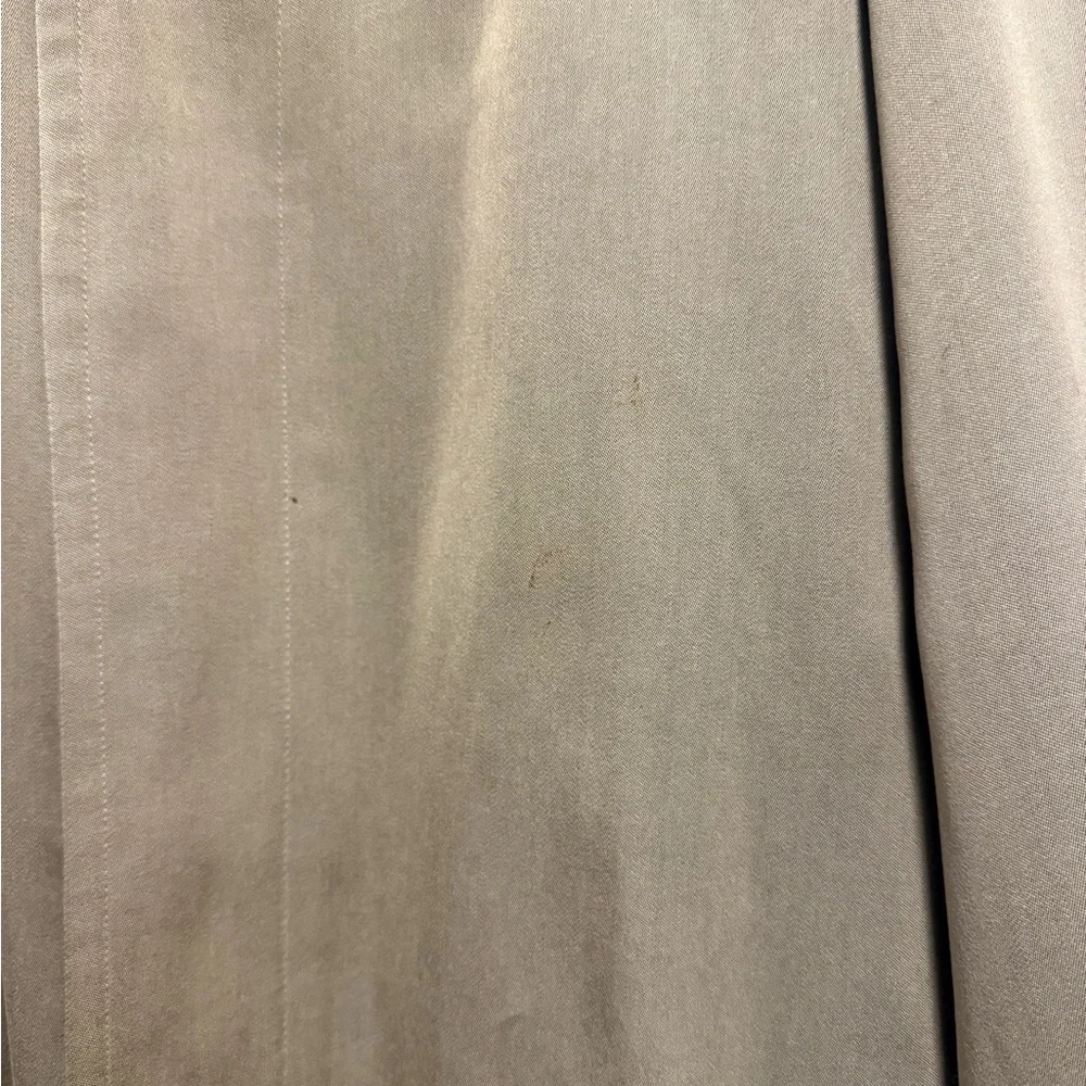 Men's Burberry Tan Trench Coat in Wool - Picture 9 of 9